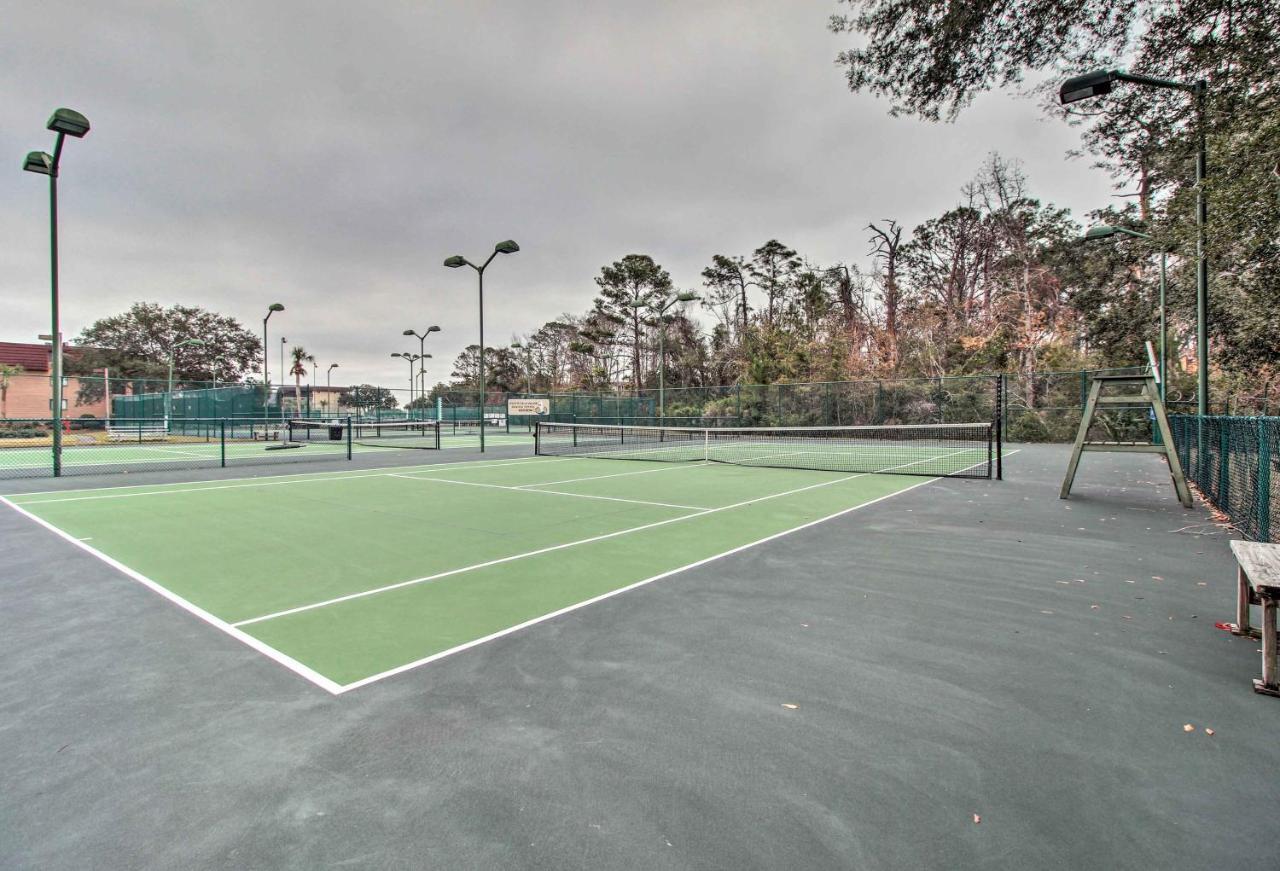 Hilton Head Condo With Balcony And Pool, Walk To Beach Hilton Head Island Exterior foto